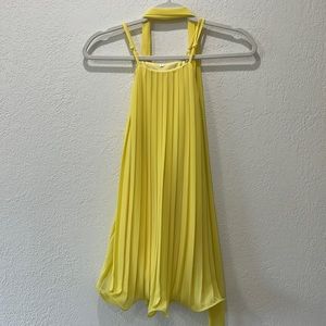 Yellow dress top, size S-M 100% Polyester
